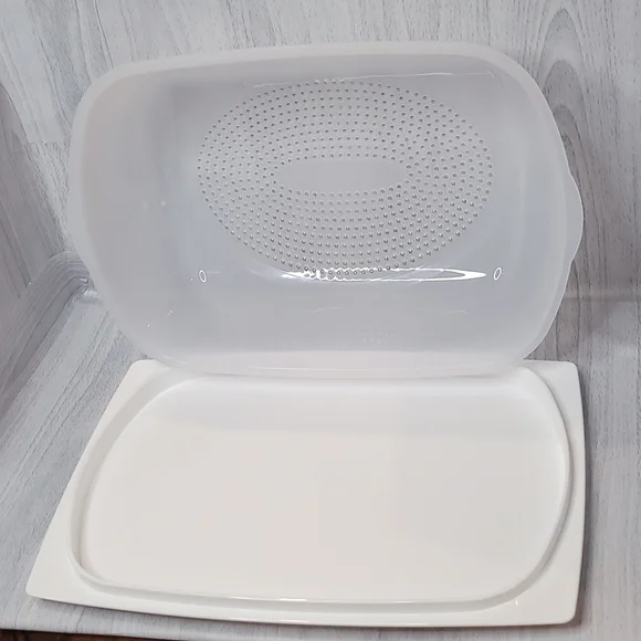 Tupperware CheeSmart Rectangular NEW - Picture 4 of 10